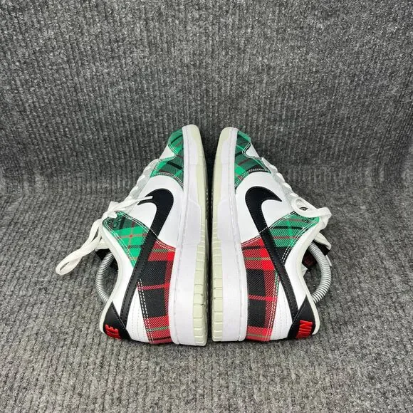Nike Dunk Low Premium Tartan Plaid Christmas White Green Red Mens 9 DV0827-100